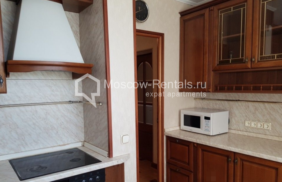 Photo #5 5-room (4 BR) apartment for <a href="http://moscow-rentals.ru/en/articles/long-term-rent" target="_blank">a long-term</a> rent
 in Russia, Moscow, Nametkina str, 9К3