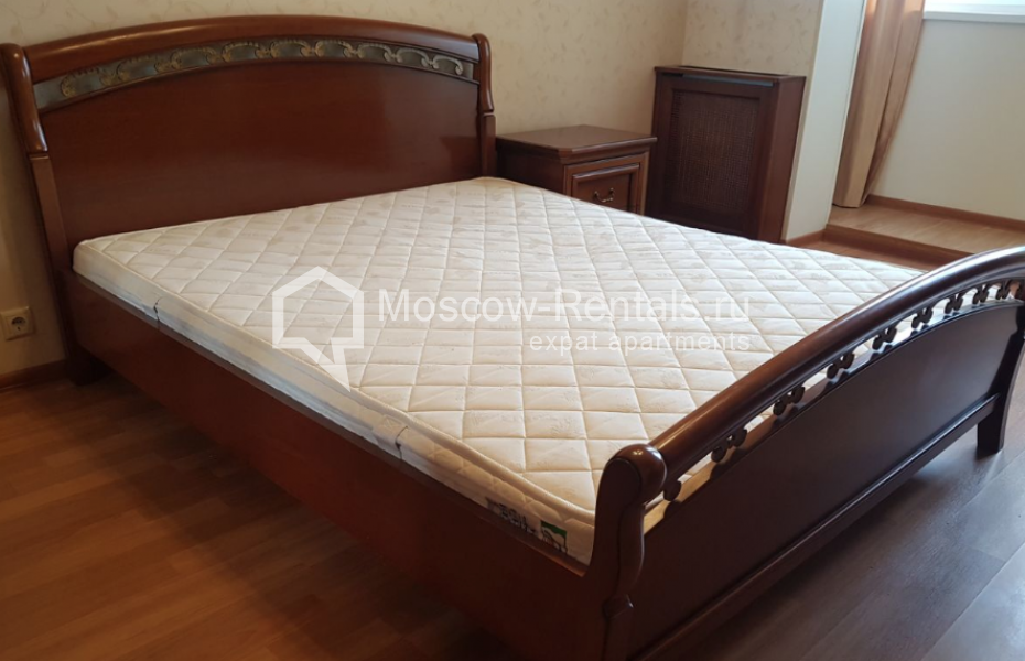 Photo #9 4-room (3 BR) apartment for <a href="http://moscow-rentals.ru/en/articles/long-term-rent" target="_blank">a long-term</a> rent
 in Russia, Moscow, Nakhimovskyi prosp, 56