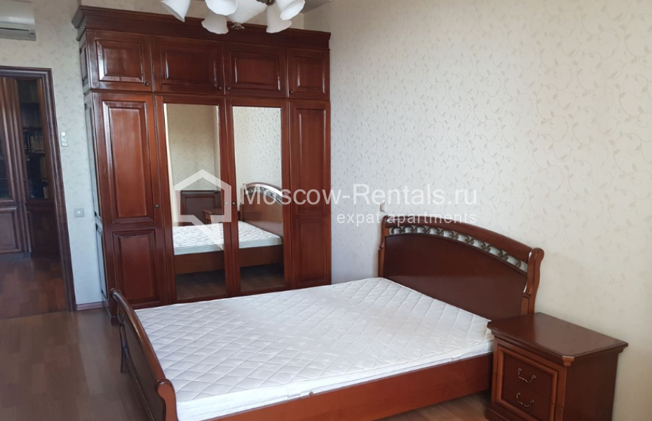 Photo #11 4-room (3 BR) apartment for <a href="http://moscow-rentals.ru/en/articles/long-term-rent" target="_blank">a long-term</a> rent
 in Russia, Moscow, Nakhimovskyi prosp, 56