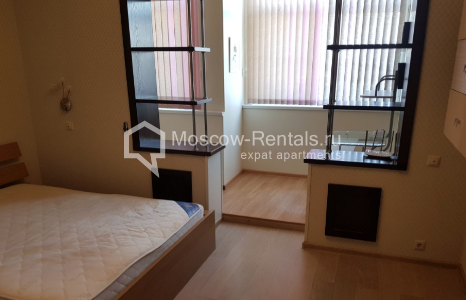 Photo #14 4-room (3 BR) apartment for <a href="http://moscow-rentals.ru/en/articles/long-term-rent" target="_blank">a long-term</a> rent
 in Russia, Moscow, Nakhimovskyi prosp, 56