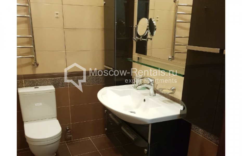 Photo #27 4-room (3 BR) apartment for <a href="http://moscow-rentals.ru/en/articles/long-term-rent" target="_blank">a long-term</a> rent
 in Russia, Moscow, Nakhimovskyi prosp, 56