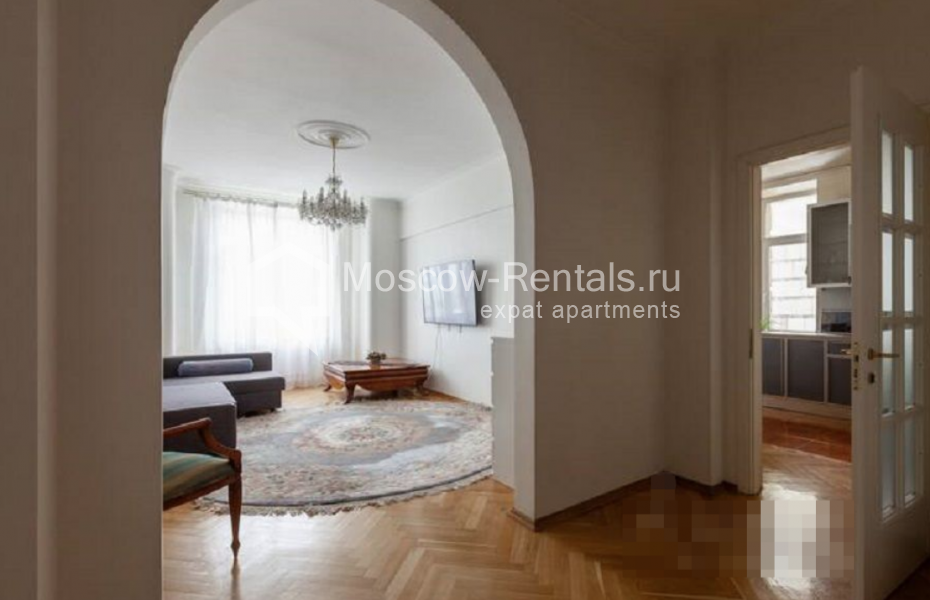 Photo #3 3-room (2 BR) apartment for <a href="http://moscow-rentals.ru/en/articles/long-term-rent" target="_blank">a long-term</a> rent
 in Russia, Moscow, Lyusinovskaya str, 53
