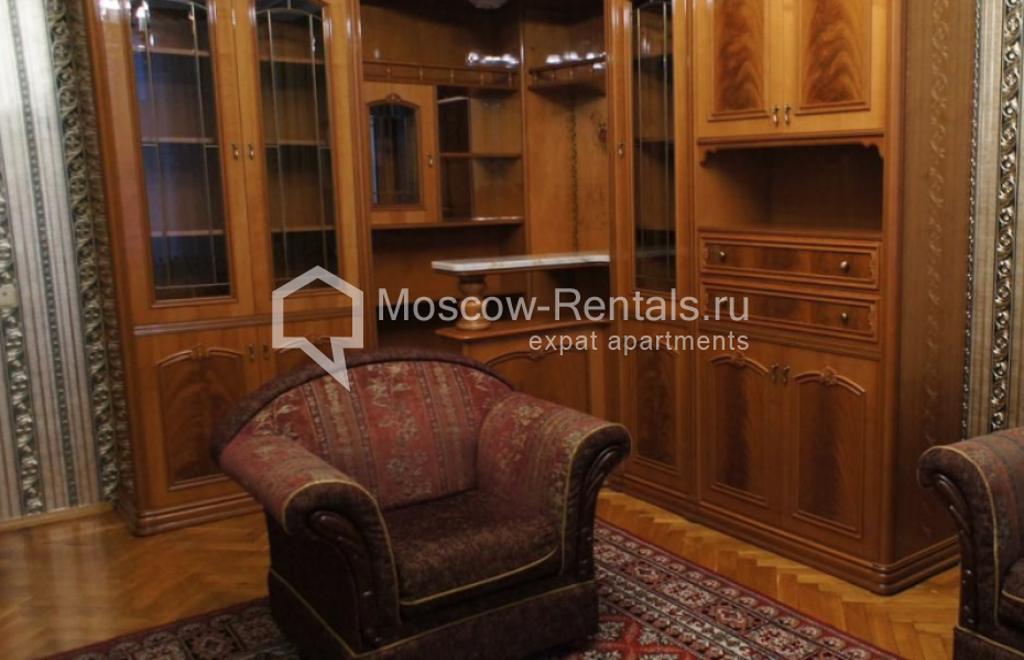 Photo #3 4-room (3 BR) apartment for <a href="http://moscow-rentals.ru/en/articles/long-term-rent" target="_blank">a long-term</a> rent
 in Russia, Moscow, Kutuzovskyi prosp, 30