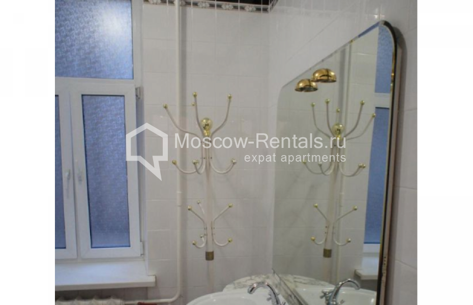 Photo #8 4-room (3 BR) apartment for <a href="http://moscow-rentals.ru/en/articles/long-term-rent" target="_blank">a long-term</a> rent
 in Russia, Moscow, Kutuzovskyi prosp, 30