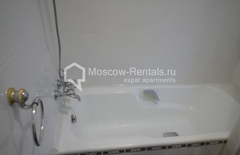 Photo #9 4-room (3 BR) apartment for <a href="http://moscow-rentals.ru/en/articles/long-term-rent" target="_blank">a long-term</a> rent
 in Russia, Moscow, Kutuzovskyi prosp, 30