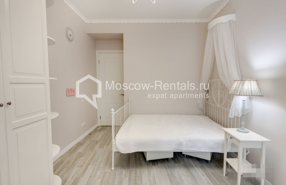 Photo #8 4-room (3 BR) apartment for <a href="http://moscow-rentals.ru/en/articles/long-term-rent" target="_blank">a long-term</a> rent
 in Russia, Moscow, Studencheskaya str, 39