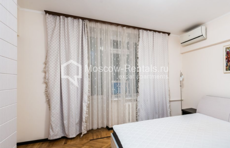 Photo #8 4-room (3 BR) apartment for <a href="http://moscow-rentals.ru/en/articles/long-term-rent" target="_blank">a long-term</a> rent
 in Russia, Moscow, Chernyakhovskogo str, 6