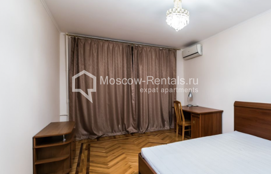 Photo #10 4-room (3 BR) apartment for <a href="http://moscow-rentals.ru/en/articles/long-term-rent" target="_blank">a long-term</a> rent
 in Russia, Moscow, Chernyakhovskogo str, 6