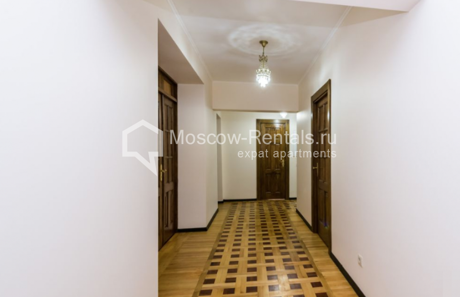 Photo #17 4-room (3 BR) apartment for <a href="http://moscow-rentals.ru/en/articles/long-term-rent" target="_blank">a long-term</a> rent
 in Russia, Moscow, Chernyakhovskogo str, 6