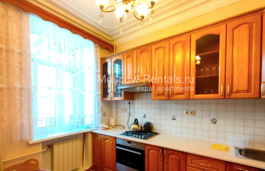 Photo #5 3-room (2 BR) apartment for <a href="http://moscow-rentals.ru/en/articles/long-term-rent" target="_blank">a long-term</a> rent
 in Russia, Moscow, Kutuzovskyi prosp, 30