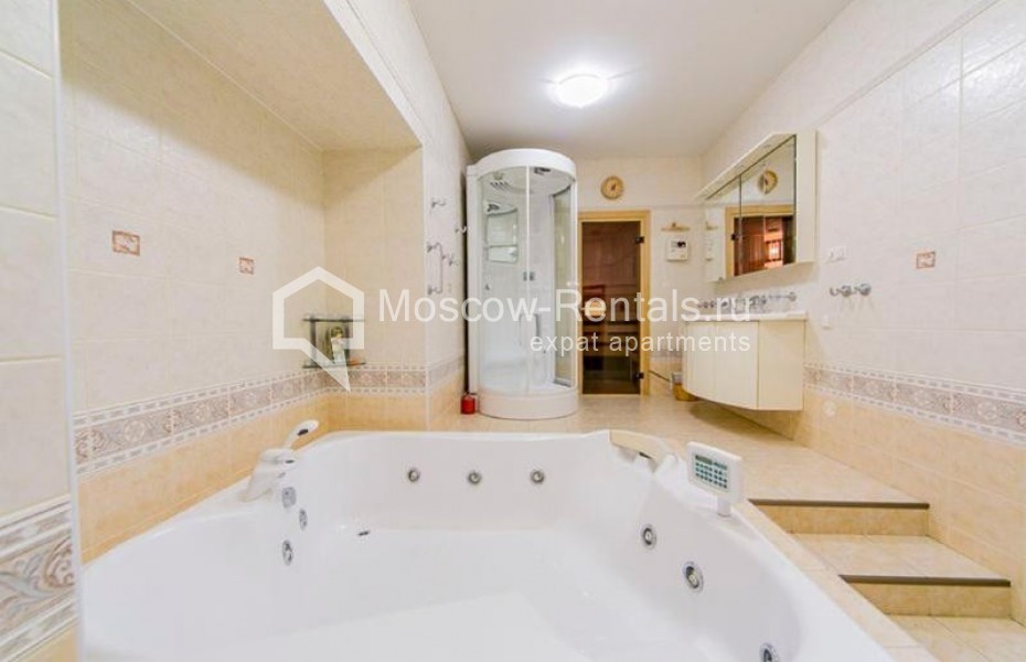 Photo #17 6-room (5 BR) apartment for <a href="http://moscow-rentals.ru/en/articles/long-term-rent" target="_blank">a long-term</a> rent
 in Russia, Moscow, Arkhangelskyi lane, 7