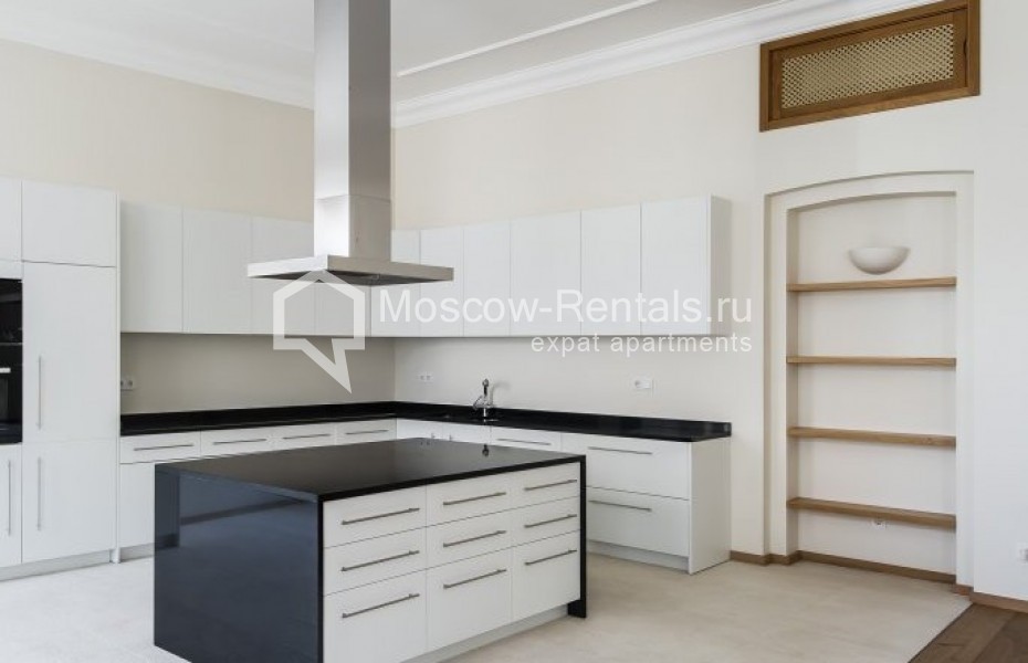 Photo #5 3-room (2 BR) apartment for <a href="http://moscow-rentals.ru/en/articles/long-term-rent" target="_blank">a long-term</a> rent
 in Russia, Moscow, Maysnitskaya str, 24/7С2