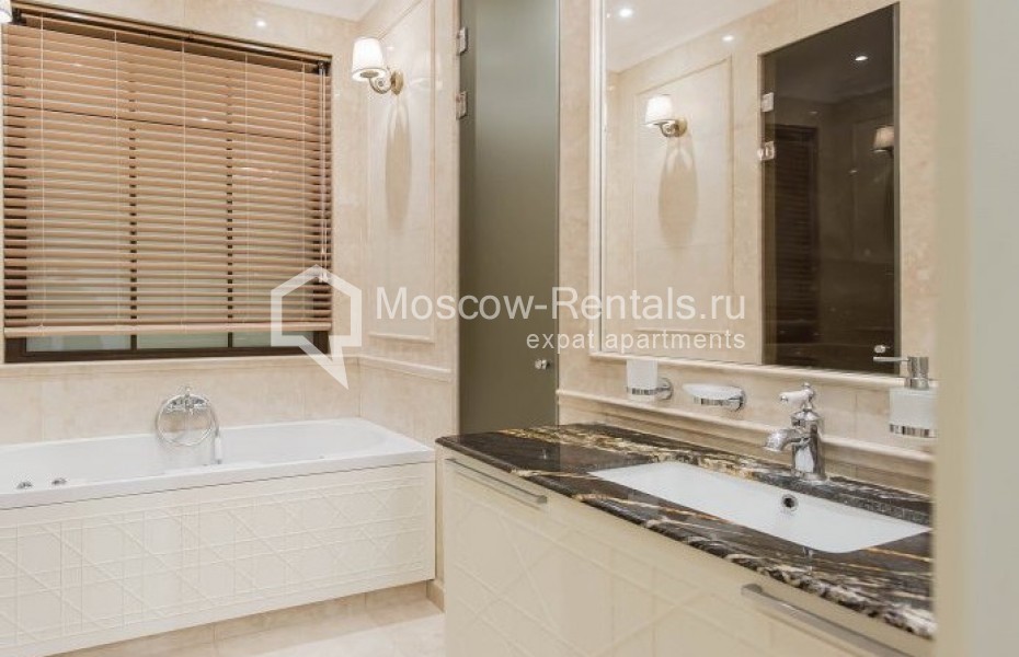 Photo #21 6-room (5 BR) apartment for <a href="http://moscow-rentals.ru/en/articles/long-term-rent" target="_blank">a long-term</a> rent
 in Russia, Moscow, Smolenskyi lane, 24К1