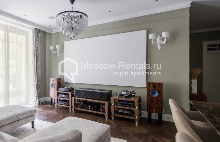 Photo #2 6-room (5 BR) apartment for <a href="http://moscow-rentals.ru/en/articles/long-term-rent" target="_blank">a long-term</a> rent
 in Russia, Moscow, Smolenskyi lane, 24К1