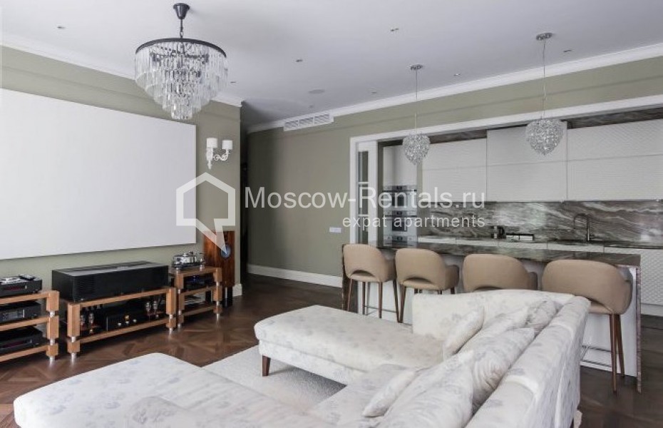 Photo #4 6-room (5 BR) apartment for <a href="http://moscow-rentals.ru/en/articles/long-term-rent" target="_blank">a long-term</a> rent
 in Russia, Moscow, Smolenskyi lane, 24К1