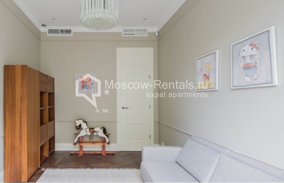 Photo #16 6-room (5 BR) apartment for <a href="http://moscow-rentals.ru/en/articles/long-term-rent" target="_blank">a long-term</a> rent
 in Russia, Moscow, Smolenskyi lane, 24К1