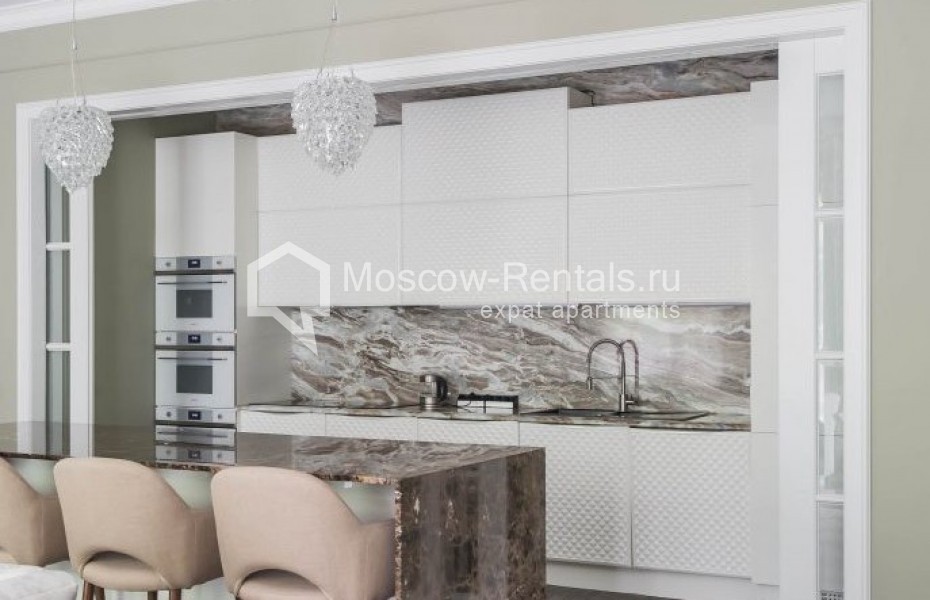 Photo #8 6-room (5 BR) apartment for <a href="http://moscow-rentals.ru/en/articles/long-term-rent" target="_blank">a long-term</a> rent
 in Russia, Moscow, Smolenskyi lane, 24К1