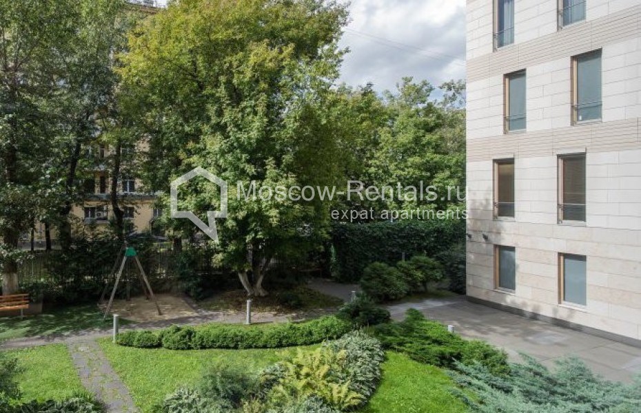 Photo #1 6-room (5 BR) apartment for <a href="http://moscow-rentals.ru/en/articles/long-term-rent" target="_blank">a long-term</a> rent
 in Russia, Moscow, Smolenskyi lane, 24К1