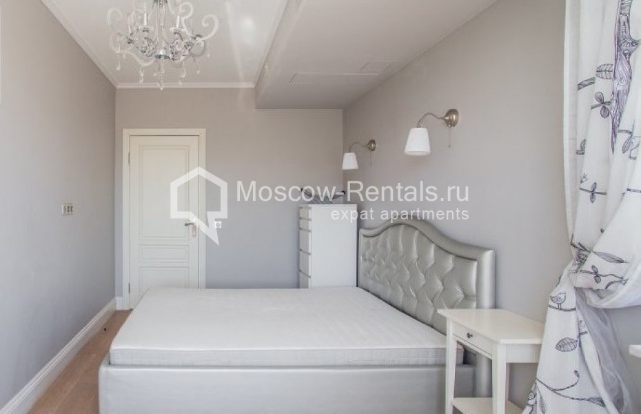 Photo #10 4-room (3 BR) apartment for <a href="http://moscow-rentals.ru/en/articles/long-term-rent" target="_blank">a long-term</a> rent
 in Russia, Moscow, B. Bronnaya str, 29