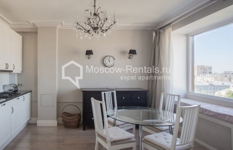 Photo #5 4-room (3 BR) apartment for <a href="http://moscow-rentals.ru/en/articles/long-term-rent" target="_blank">a long-term</a> rent
 in Russia, Moscow, B. Bronnaya str, 29