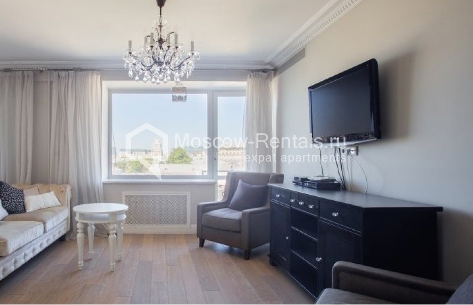 Photo #1 4-room (3 BR) apartment for <a href="http://moscow-rentals.ru/en/articles/long-term-rent" target="_blank">a long-term</a> rent
 in Russia, Moscow, B. Bronnaya str, 29