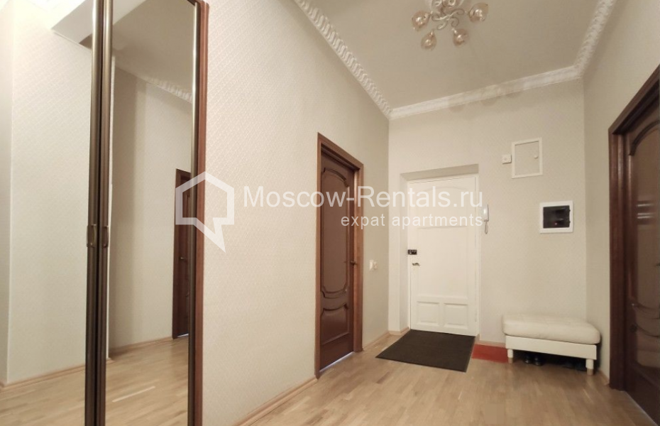 Photo #7 3-room (2 BR) apartment for <a href="http://moscow-rentals.ru/en/articles/long-term-rent" target="_blank">a long-term</a> rent
 in Russia, Moscow, Tverskaya str, 15
