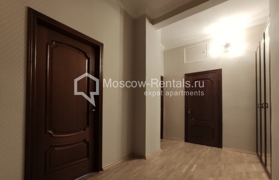 Photo #8 3-room (2 BR) apartment for <a href="http://moscow-rentals.ru/en/articles/long-term-rent" target="_blank">a long-term</a> rent
 in Russia, Moscow, Tverskaya str, 15