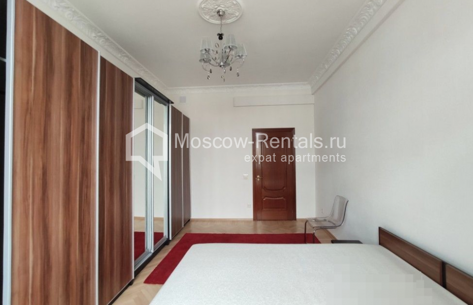 Photo #9 3-room (2 BR) apartment for <a href="http://moscow-rentals.ru/en/articles/long-term-rent" target="_blank">a long-term</a> rent
 in Russia, Moscow, Tverskaya str, 15