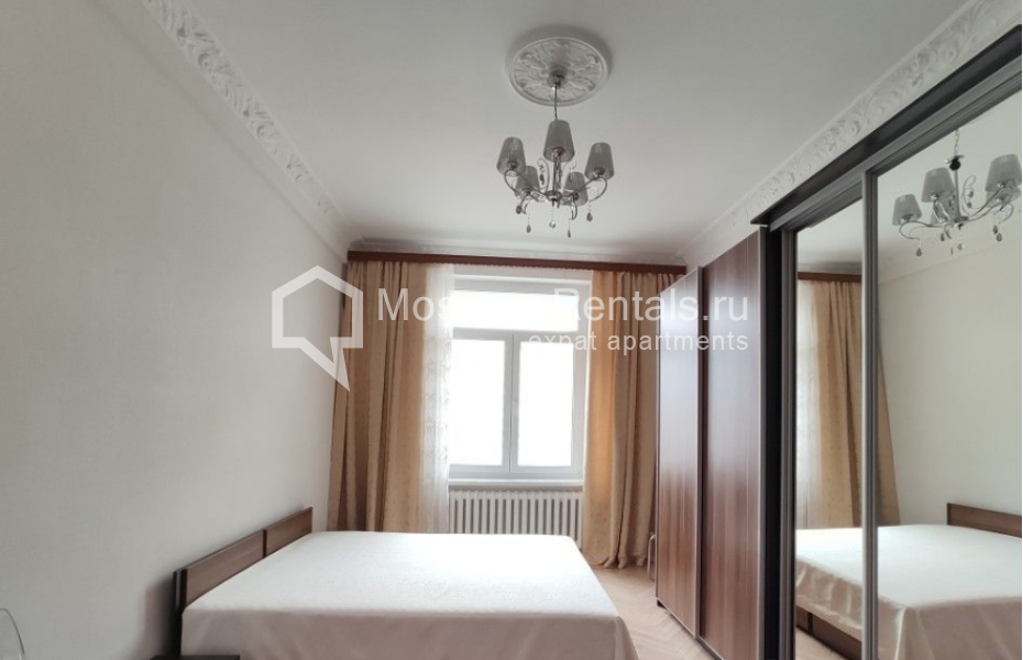 Photo #10 3-room (2 BR) apartment for <a href="http://moscow-rentals.ru/en/articles/long-term-rent" target="_blank">a long-term</a> rent
 in Russia, Moscow, Tverskaya str, 15