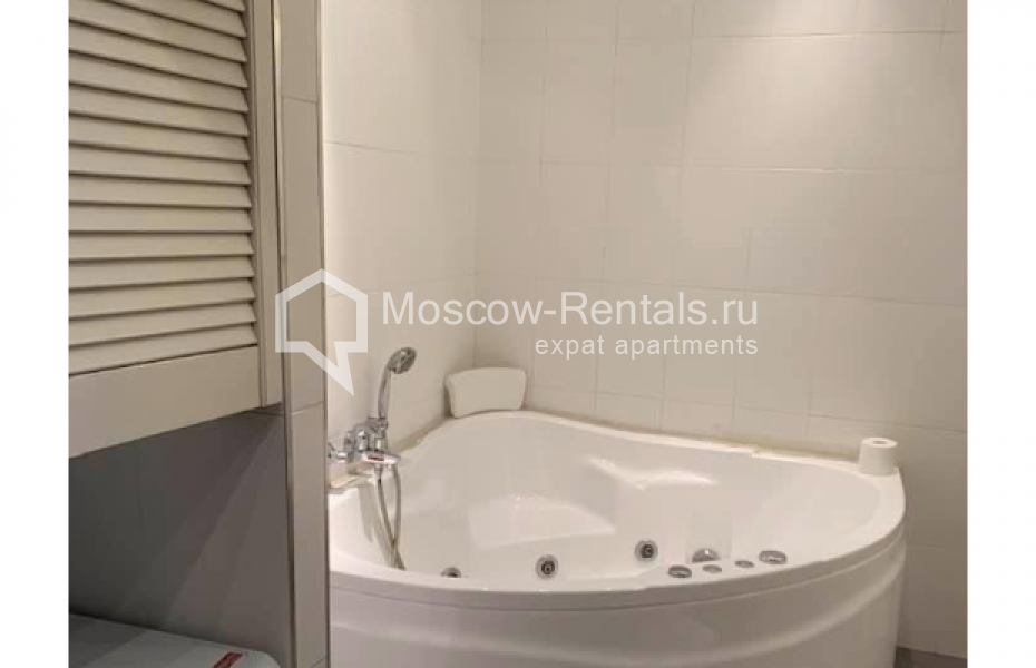 Photo #3 2-room (1 BR) apartment for <a href="http://moscow-rentals.ru/en/articles/long-term-rent" target="_blank">a long-term</a> rent
 in Russia, Moscow, Tverskaya str, 17