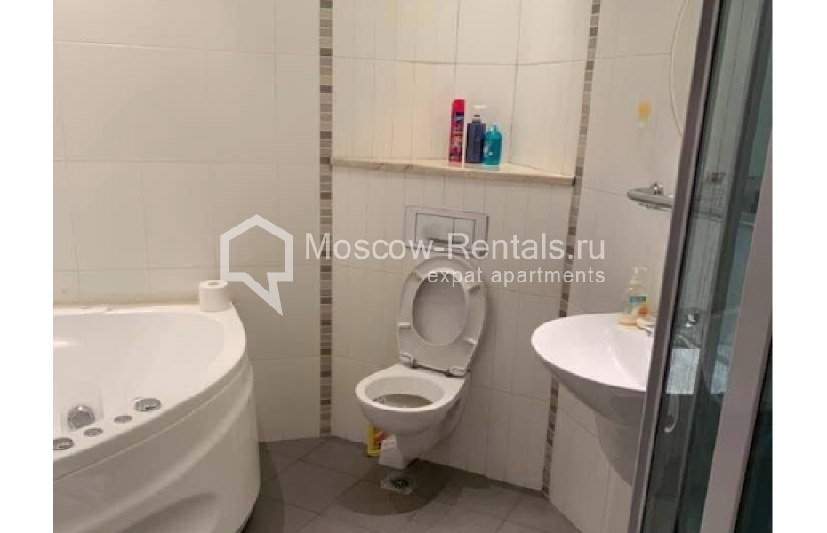 Photo #4 2-room (1 BR) apartment for <a href="http://moscow-rentals.ru/en/articles/long-term-rent" target="_blank">a long-term</a> rent
 in Russia, Moscow, Tverskaya str, 17