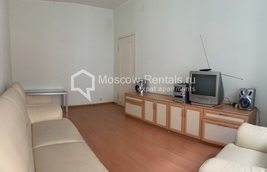 Photo #2 2-room (1 BR) apartment for <a href="http://moscow-rentals.ru/en/articles/long-term-rent" target="_blank">a long-term</a> rent
 in Russia, Moscow, Tverskaya str, 15