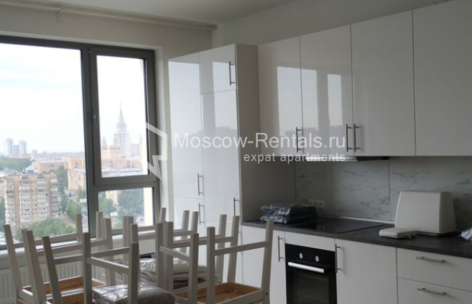 Photo #3 4-room (3 BR) apartment for <a href="http://moscow-rentals.ru/en/articles/long-term-rent" target="_blank">a long-term</a> rent
 in Russia, Moscow, Nakhimovskyi prosp, 73