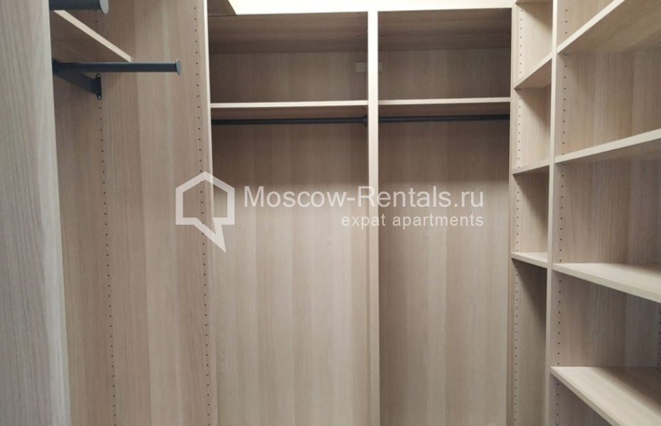 Photo #14 4-room (3 BR) apartment for <a href="http://moscow-rentals.ru/en/articles/long-term-rent" target="_blank">a long-term</a> rent
 in Russia, Moscow, Nakhimovskyi prosp, 73