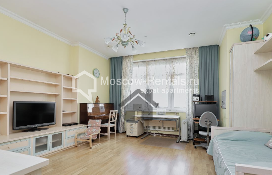 Photo #17 5-room (4 BR) apartment for <a href="http://moscow-rentals.ru/en/articles/long-term-rent" target="_blank">a long-term</a> rent
 in Russia, Moscow, Chapaevskyi lane, 3