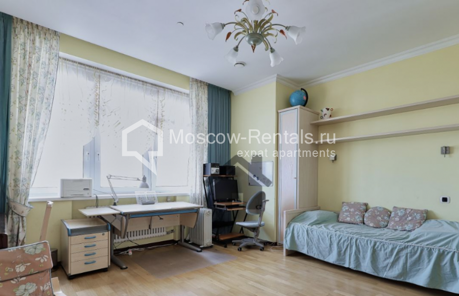Photo #18 5-room (4 BR) apartment for <a href="http://moscow-rentals.ru/en/articles/long-term-rent" target="_blank">a long-term</a> rent
 in Russia, Moscow, Chapaevskyi lane, 3