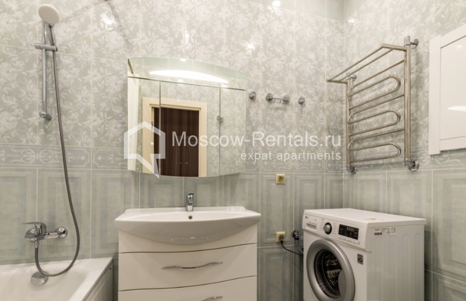 Photo #13 3-room (2 BR) apartment for <a href="http://moscow-rentals.ru/en/articles/long-term-rent" target="_blank">a long-term</a> rent
 in Russia, Moscow, Profsoyuznaya str, 68к3