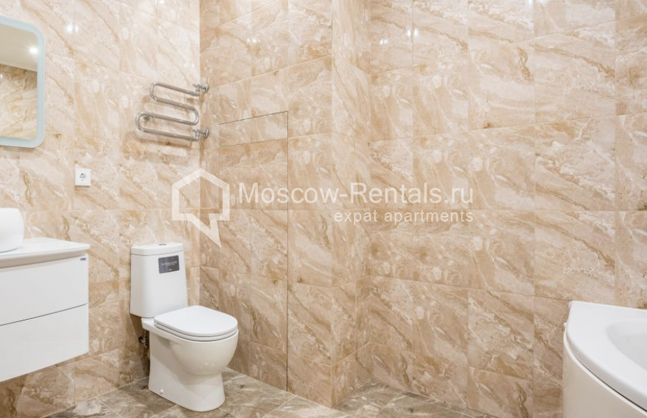 Photo #13 3-room (2 BR) apartment for <a href="http://moscow-rentals.ru/en/articles/long-term-rent" target="_blank">a long-term</a> rent
 in Russia, Moscow, M. Ordynka str, 3
