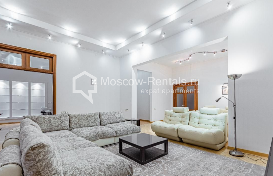 Photo #6 5-room (4 BR) apartment for <a href="http://moscow-rentals.ru/en/articles/long-term-rent" target="_blank">a long-term</a> rent
 in Russia, Moscow, Tverskaya str, 28К1