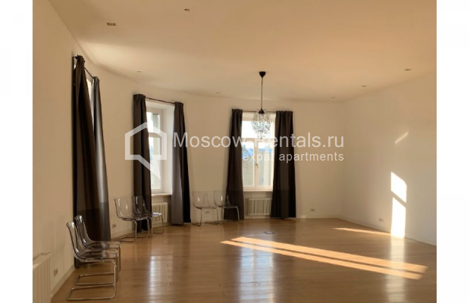 Photo #4 5-room (4 BR) apartment for <a href="http://moscow-rentals.ru/en/articles/long-term-rent" target="_blank">a long-term</a> rent
 in Russia, Moscow, Solyanka str, 1/2С1