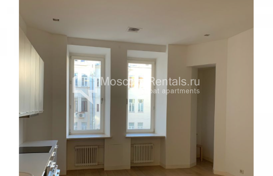 Photo #3 5-room (4 BR) apartment for <a href="http://moscow-rentals.ru/en/articles/long-term-rent" target="_blank">a long-term</a> rent
 in Russia, Moscow, Solyanka str, 1/2С1