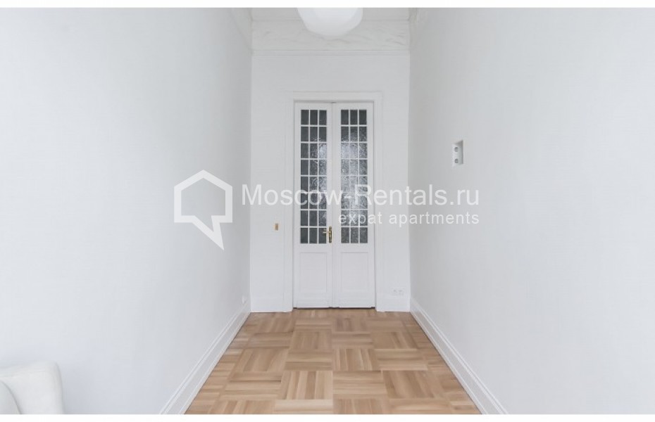 Photo #8 5-room (4 BR) apartment for <a href="http://moscow-rentals.ru/en/articles/long-term-rent" target="_blank">a long-term</a> rent
 in Russia, Moscow, Armaynskyi lane, 1/8С1