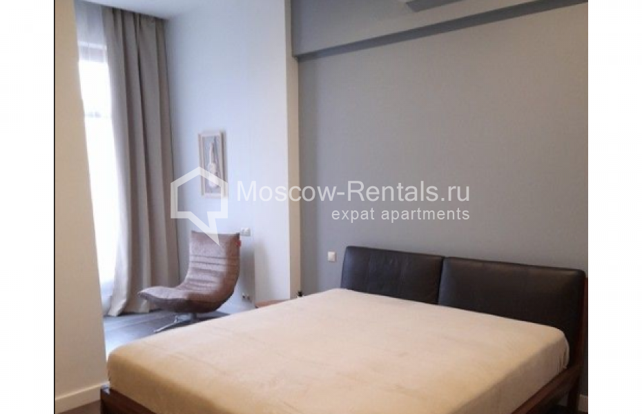 Photo #5 4-room (3 BR) apartment for <a href="http://moscow-rentals.ru/en/articles/long-term-rent" target="_blank">a long-term</a> rent
 in Russia, Moscow, Trubnaya sq, 2