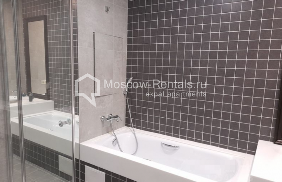 Photo #12 4-room (3 BR) apartment for <a href="http://moscow-rentals.ru/en/articles/long-term-rent" target="_blank">a long-term</a> rent
 in Russia, Moscow, Trubnaya sq, 2
