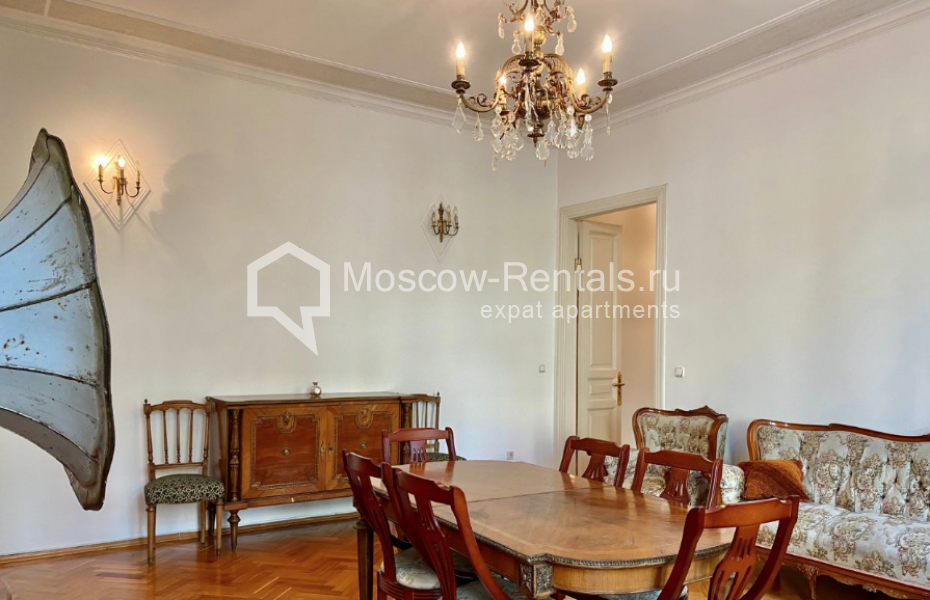 Photo #3 4-room (3 BR) apartment for <a href="http://moscow-rentals.ru/en/articles/long-term-rent" target="_blank">a long-term</a> rent
 in Russia, Moscow, Brusov lane, 6