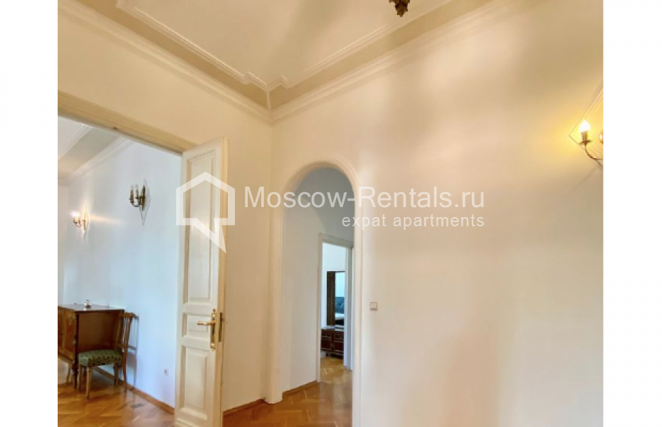 Photo #12 4-room (3 BR) apartment for <a href="http://moscow-rentals.ru/en/articles/long-term-rent" target="_blank">a long-term</a> rent
 in Russia, Moscow, Brusov lane, 6