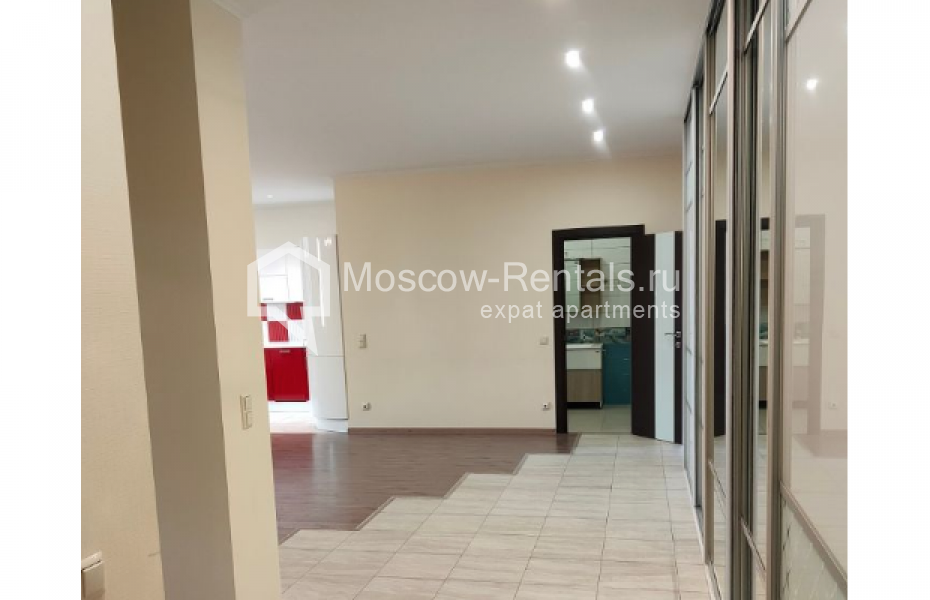Photo #3 3-room (2 BR) apartment for <a href="http://moscow-rentals.ru/en/articles/long-term-rent" target="_blank">a long-term</a> rent
 in Russia, Moscow, Lomonoskovskyi prosp, 29к3