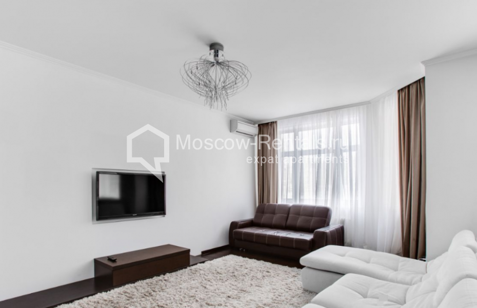 Photo #3 3-room (2 BR) apartment for <a href="http://moscow-rentals.ru/en/articles/long-term-rent" target="_blank">a long-term</a> rent
 in Russia, Moscow, Lomonosovskyi prosp, 29к3