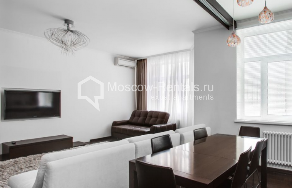 Photo #4 3-room (2 BR) apartment for <a href="http://moscow-rentals.ru/en/articles/long-term-rent" target="_blank">a long-term</a> rent
 in Russia, Moscow, Lomonosovskyi prosp, 29к3
