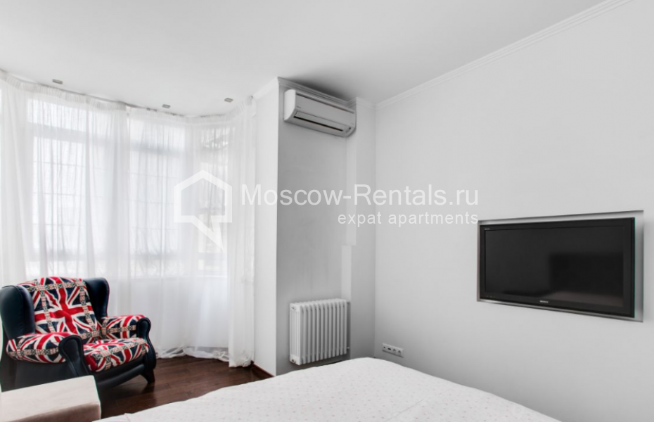 Photo #9 3-room (2 BR) apartment for <a href="http://moscow-rentals.ru/en/articles/long-term-rent" target="_blank">a long-term</a> rent
 in Russia, Moscow, Lomonosovskyi prosp, 29к3